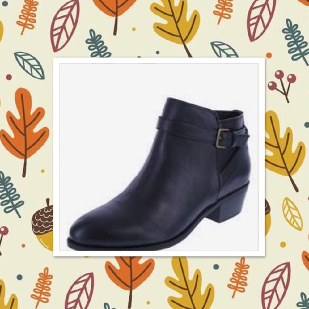 🍁Size8.5/Spencer black faux leather booties🍂